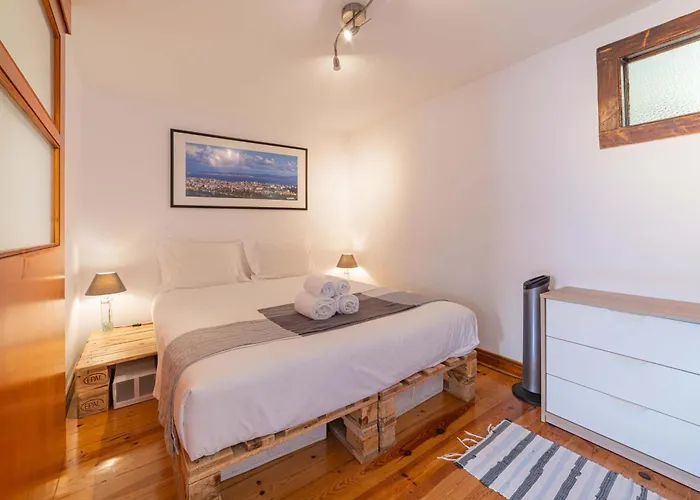 Cozy Bica Flat With Balcony Lisboa