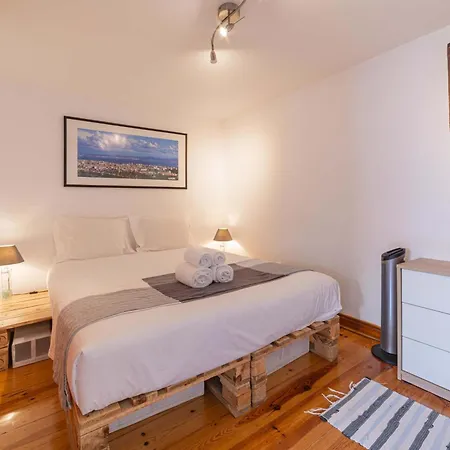Cozy Bica Flat With Balcony Lisboa